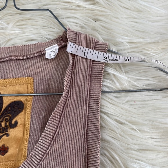 Royal plush tan beige ribbed sleeveless scoop neck tank top metal hardware logo - Picture 17 of 17